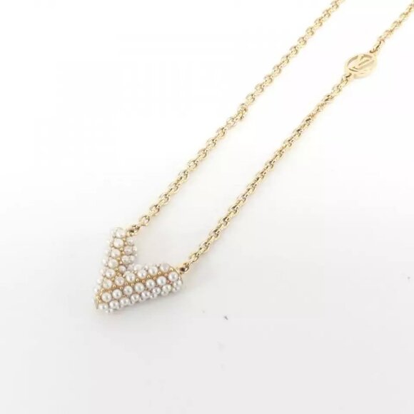 Authentic LOUIS VUITTON Collier Essential V perle - Picture 5 of 15